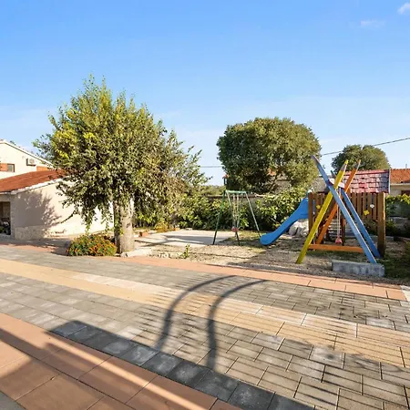 Stunning In Unešić